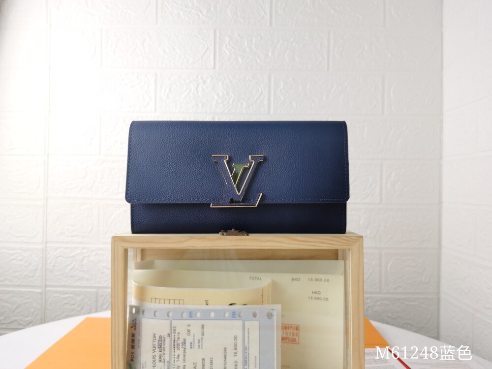 Louis Vuitton Capucines Wallet Taurillon Leather
